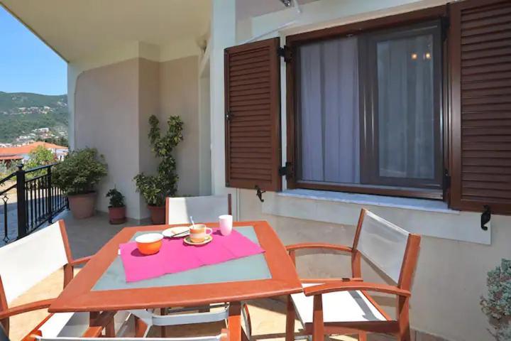 Skopelos Chara'S Lux Apartment 외부 사진